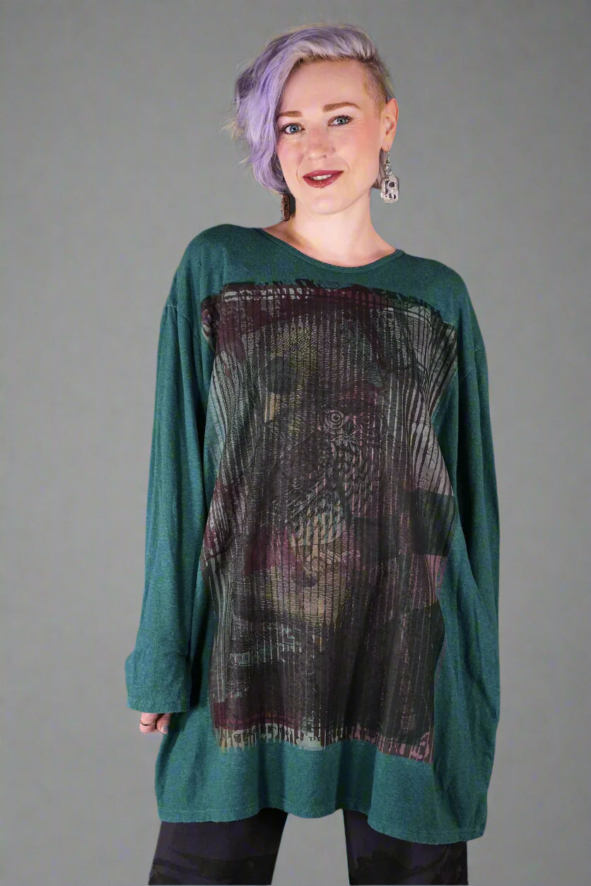 1157 L/S Studio Tunic Emerald Hidden Owl-P