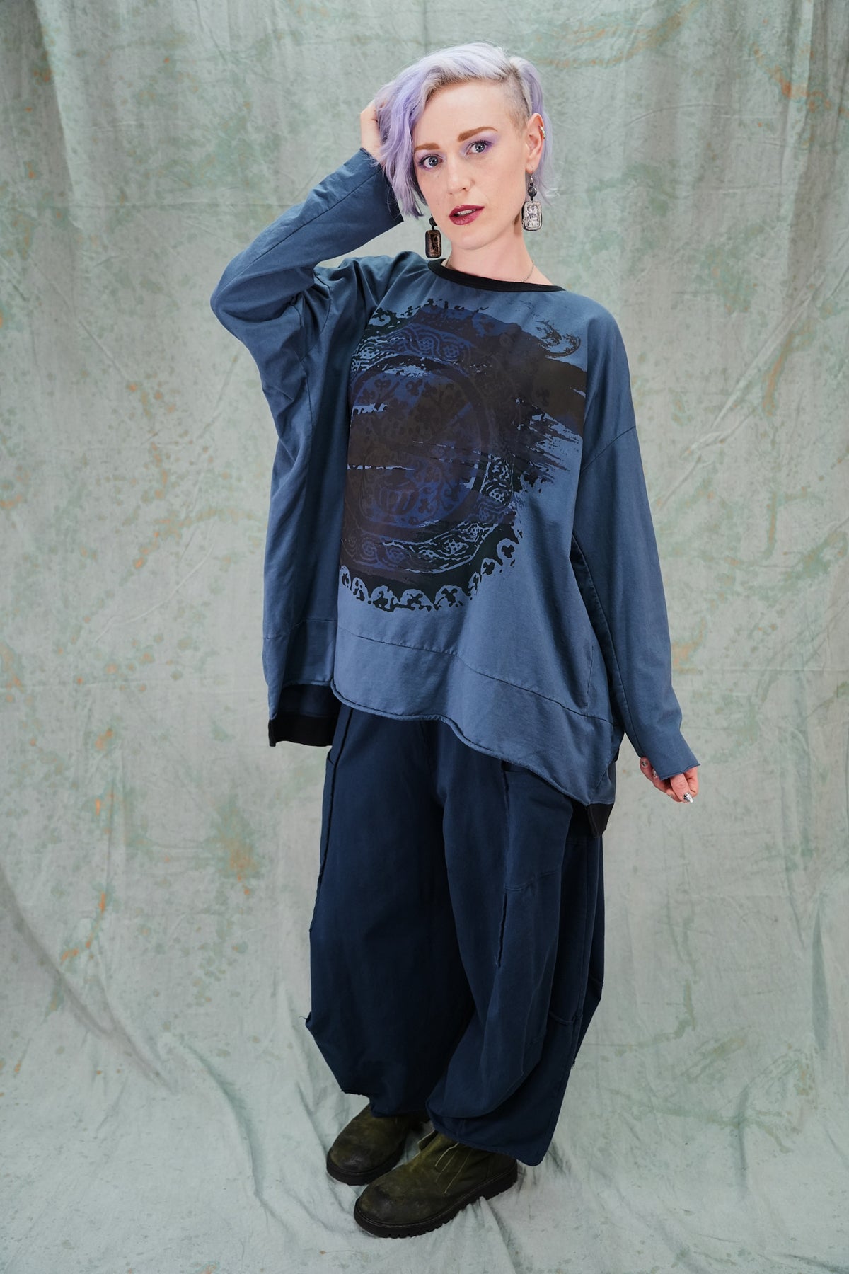 2321 Contrast Bind Sweatshirt India Ink Alchemy Mandala-P