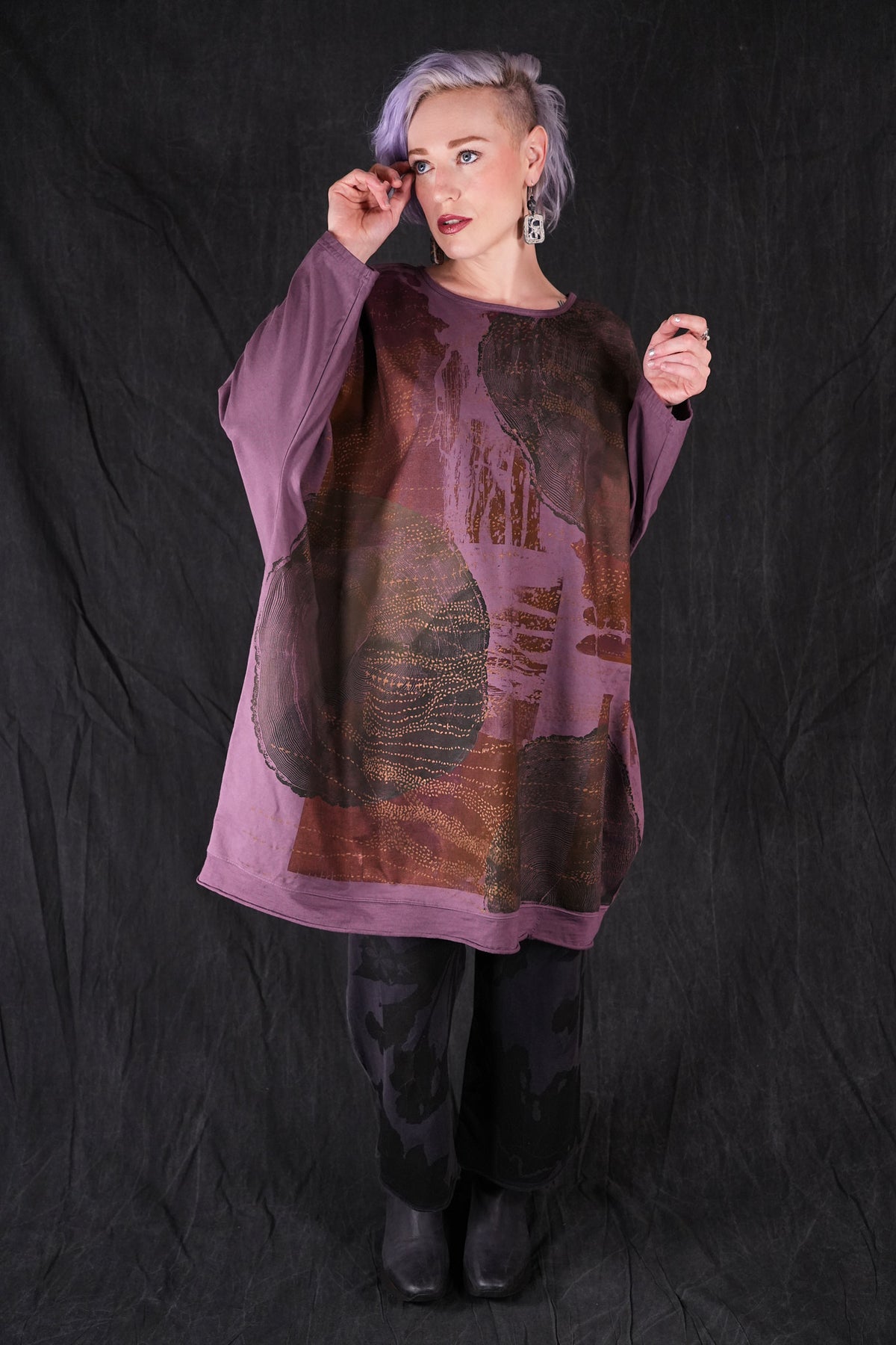 2354-2 Traveler Sweatshirt Plum Tree Rings-P