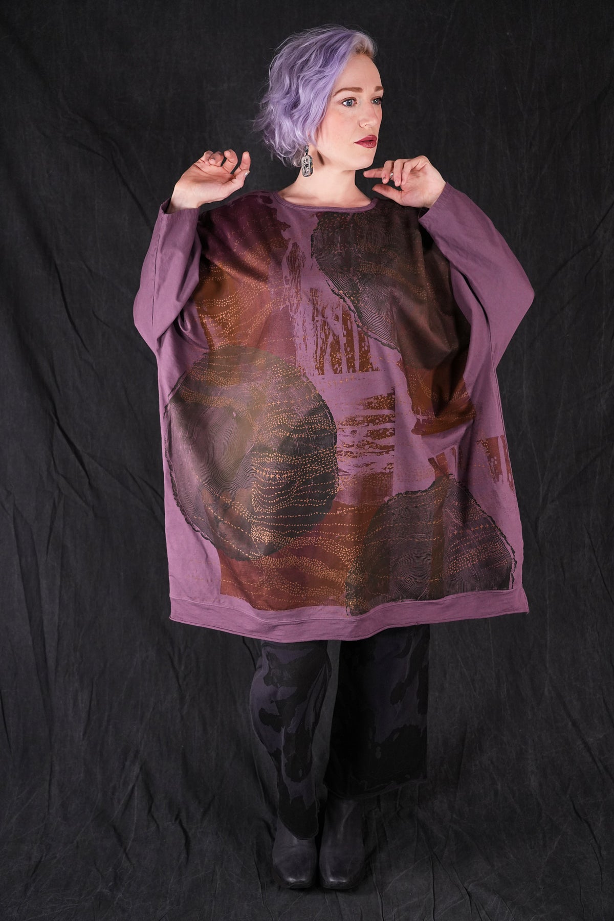 2354-2 Traveler Sweatshirt Plum Tree Rings-P