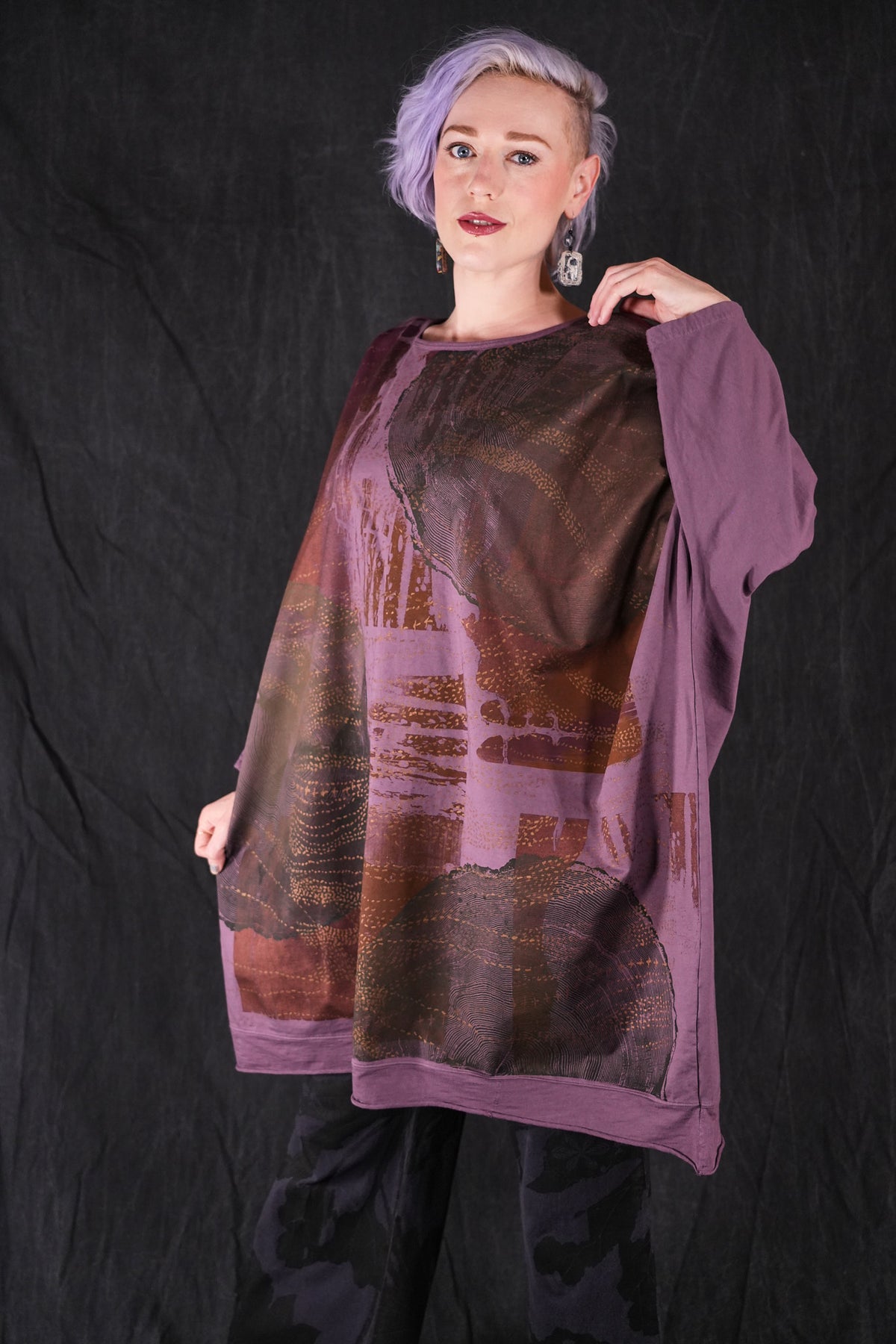 2354-2 Traveler Sweatshirt Plum Tree Rings-P