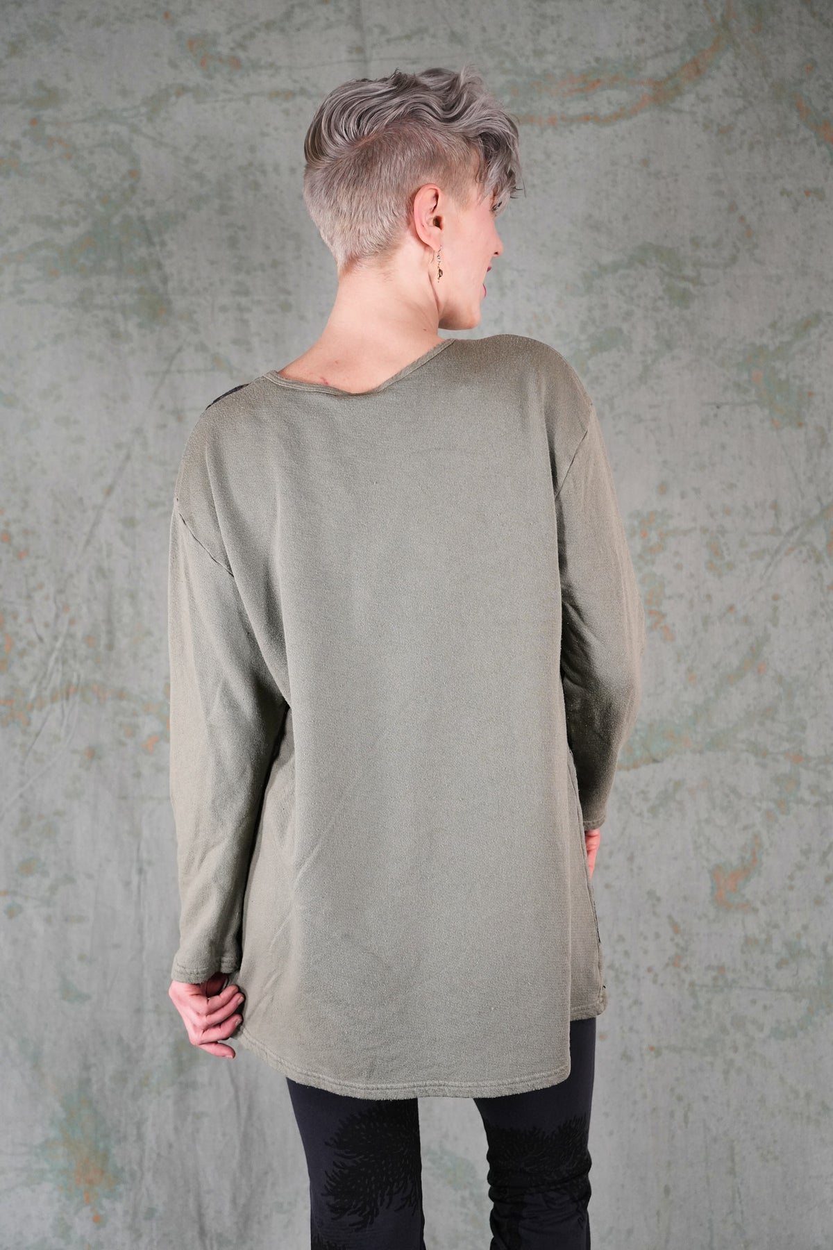 2999 Long Sleeve Sketchbook Sweatshirt Illite-P