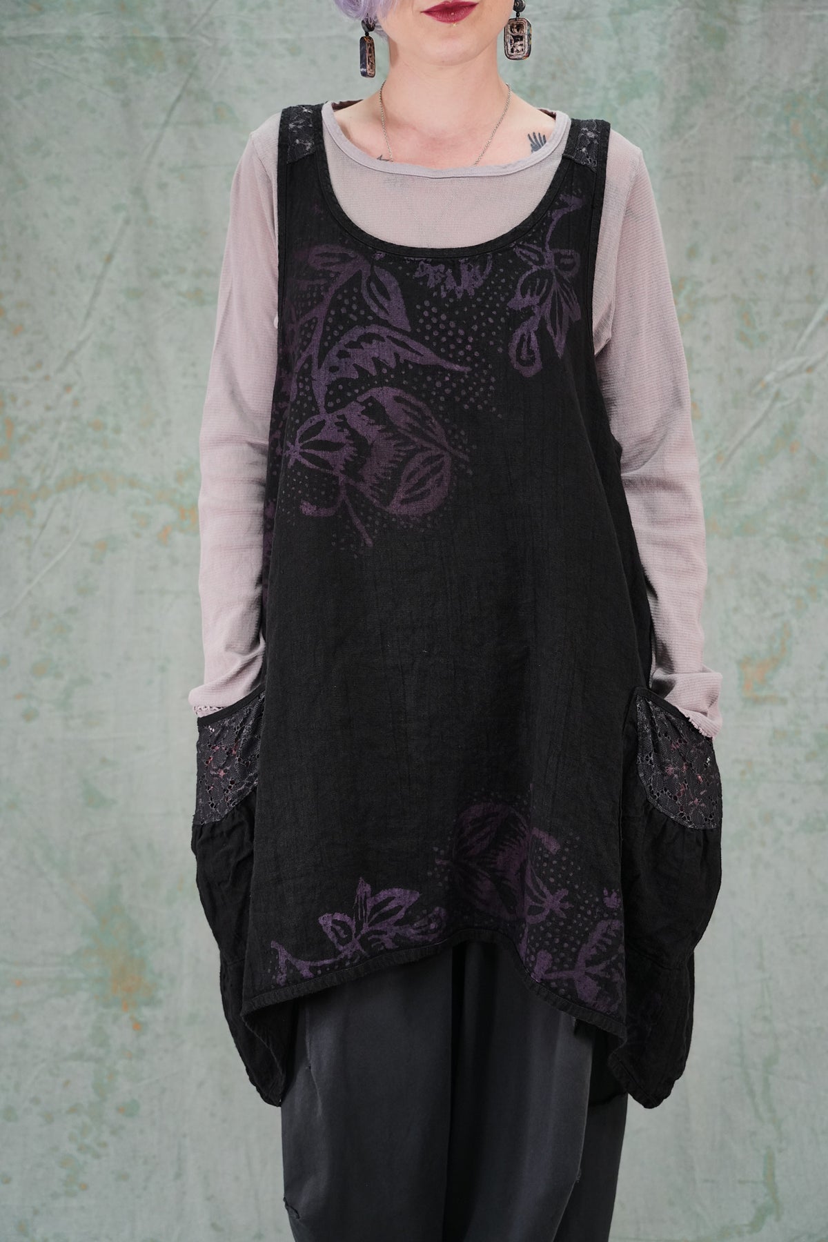 6182 Linen Pinafore Black Florasienese-P