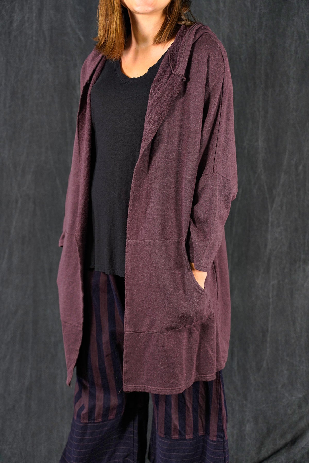 5261 Hooded Cloak Incense-U