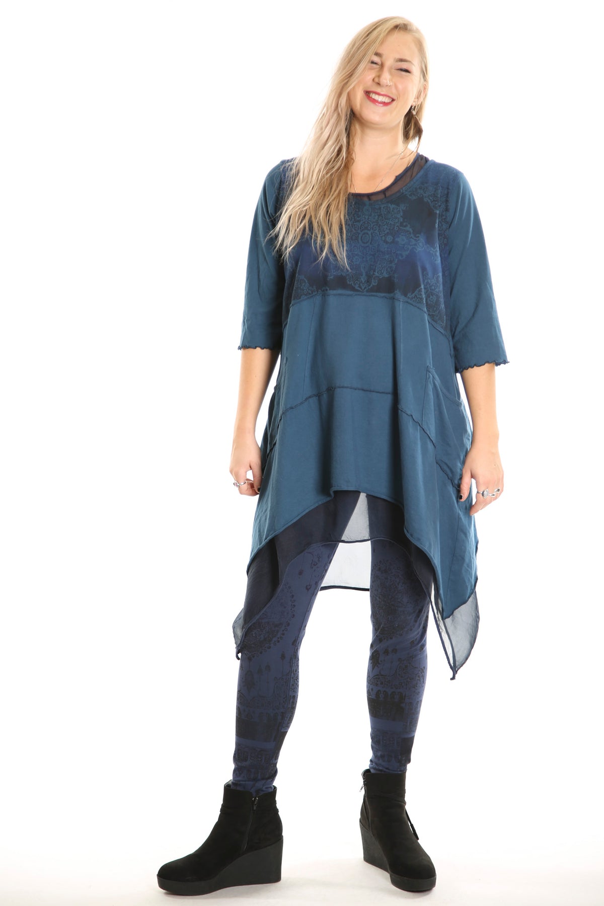 2222 Vector Tunic New Verona-Printed